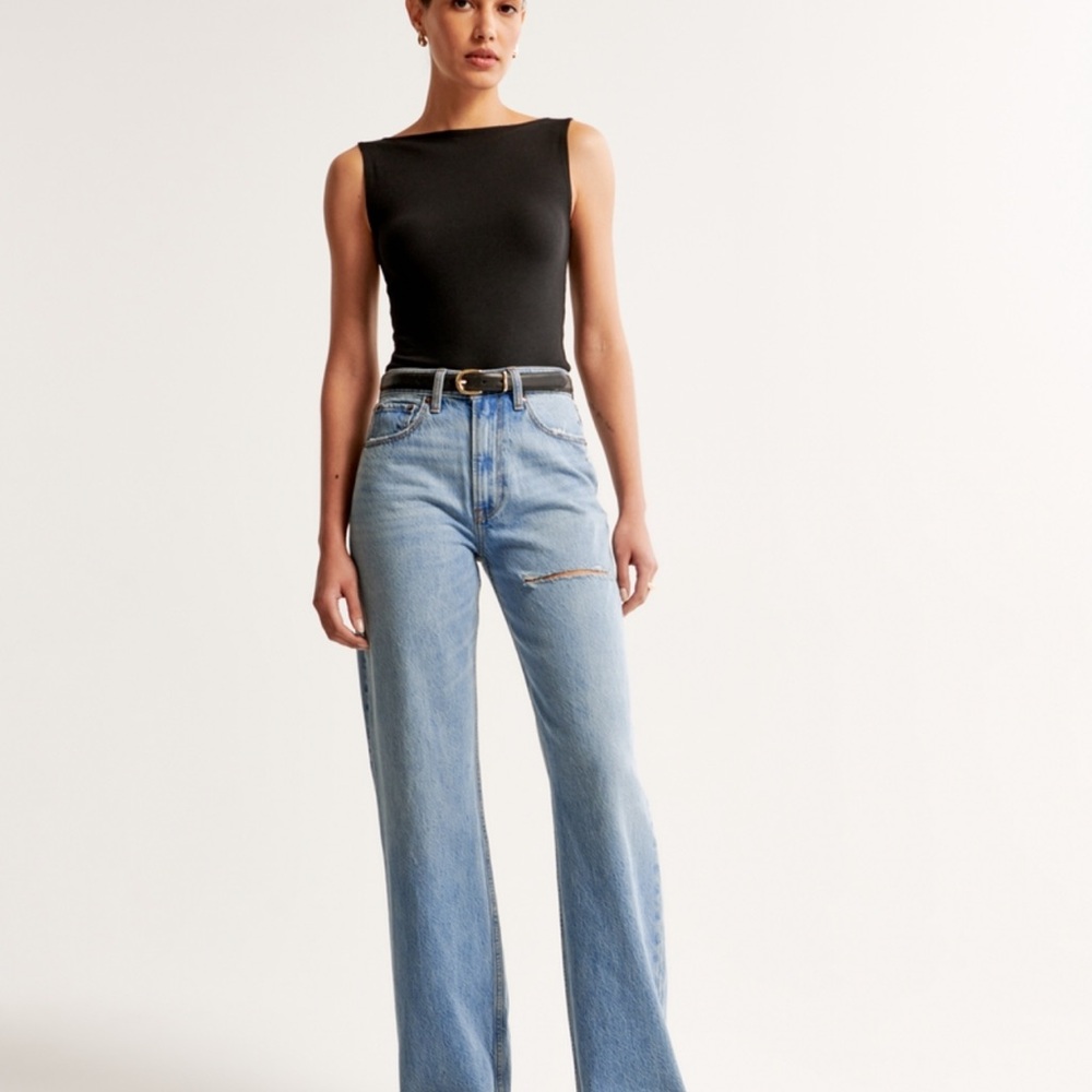 Abercrombie & Fitch The Loose High Rise Jen Reed 27R